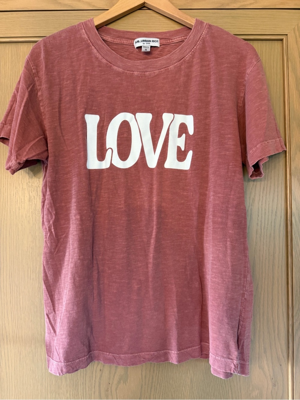 Sub_Urban Riot Vintage Mauve Wash "LOVE" Short Sleeve Tee Crew / small